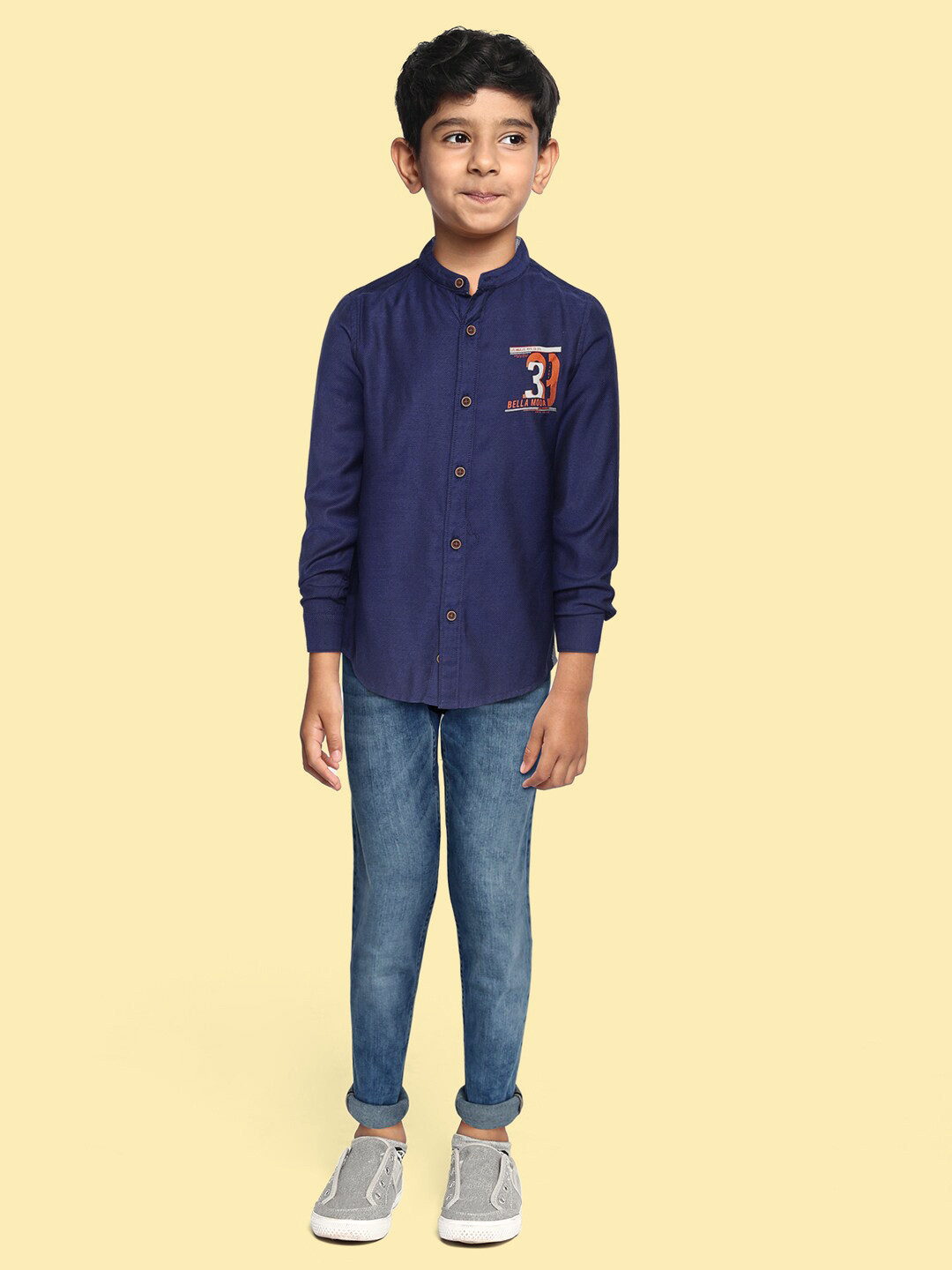 

Bella Moda Boys Blue Opaque Printed Casual Shirt