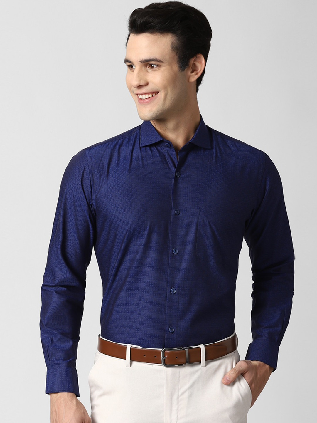 

Peter England Elite Men Navy Blue Opaque Formal Shirt