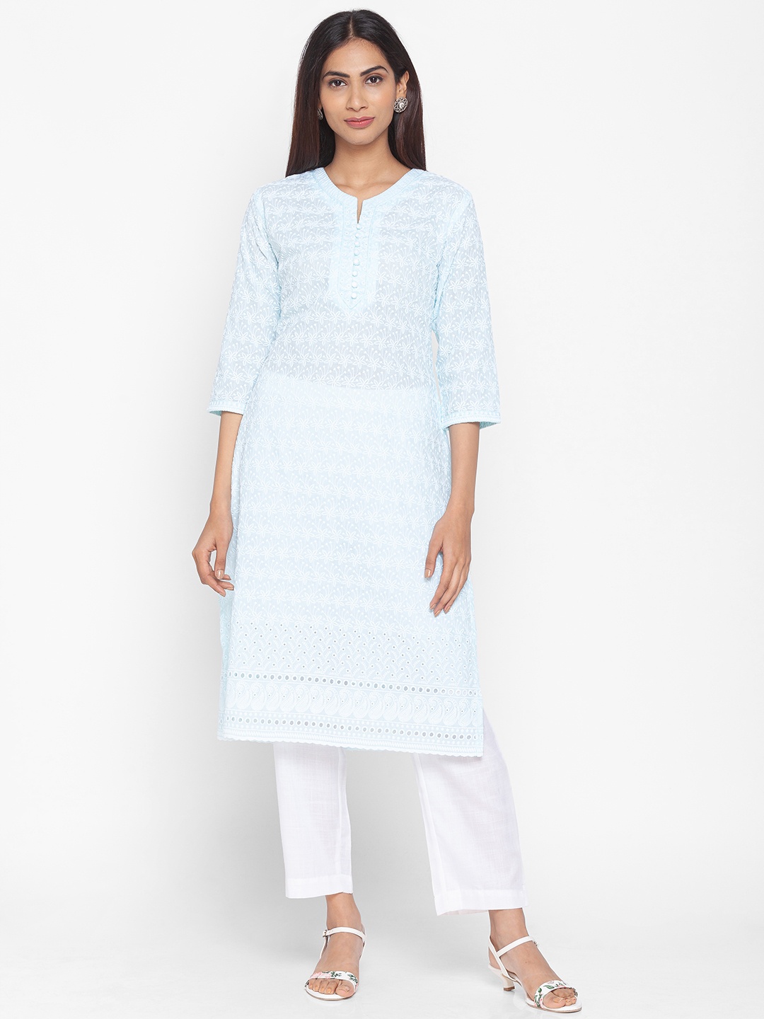 

ZOLA Women Turquoise Blue Floral Embroidered Luncknowi Chikankari Kurta