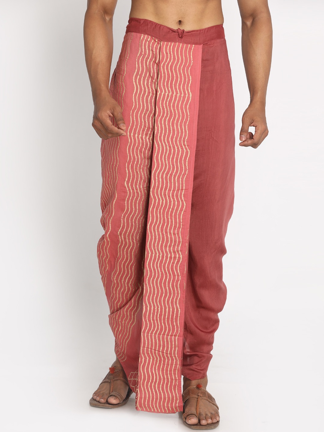 

Nakshi Men Maroon & Pink Printed Handblock Dhoti