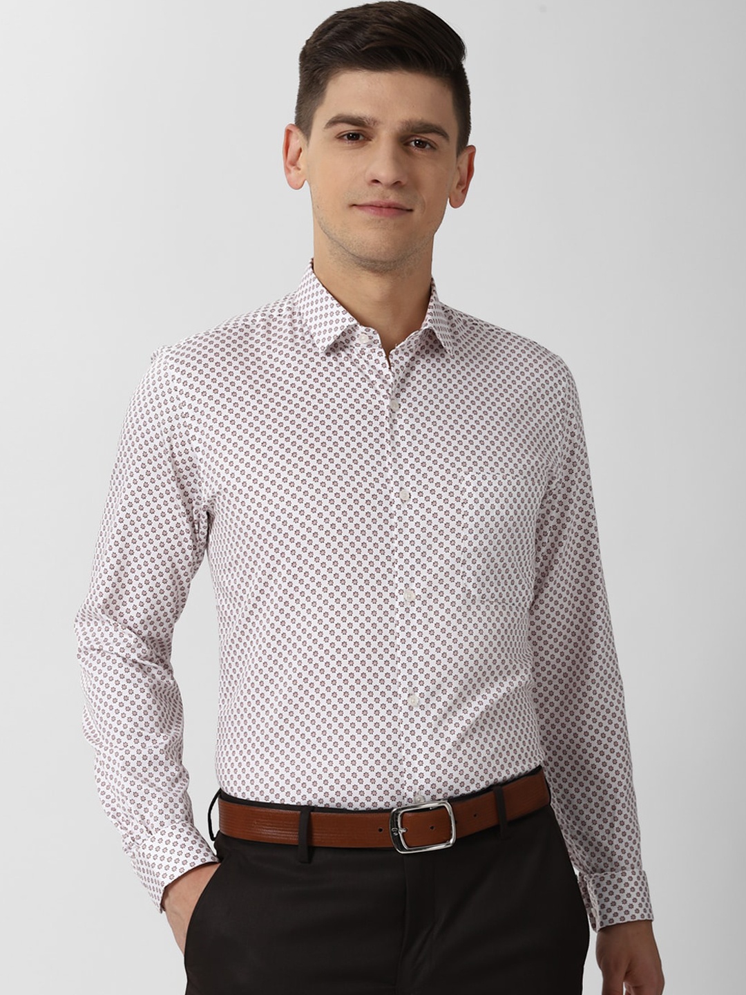 

Peter England Men White & Brown Slim Fit Opaque Printed Pure Cotton Formal Shirt