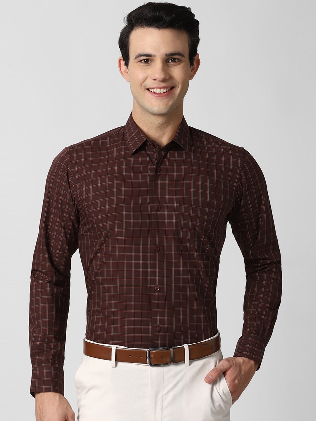 

Peter England Men Brown & White Opaque Checked Formal Shirt