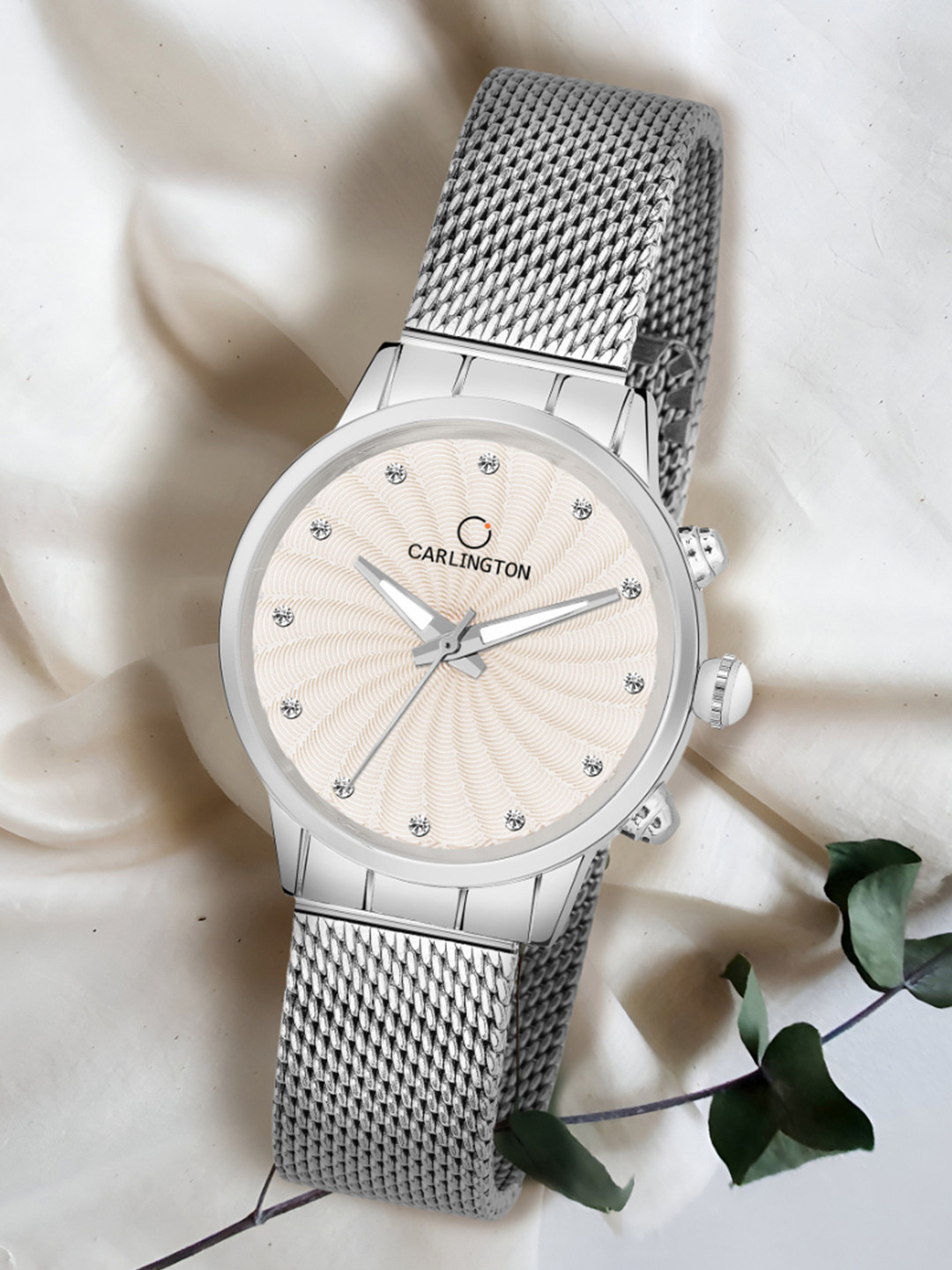 

CARLINGTON Women Cream-Coloured Dial & Silver Toned Stainless Steel Bracelet Style Straps Analogue Watch