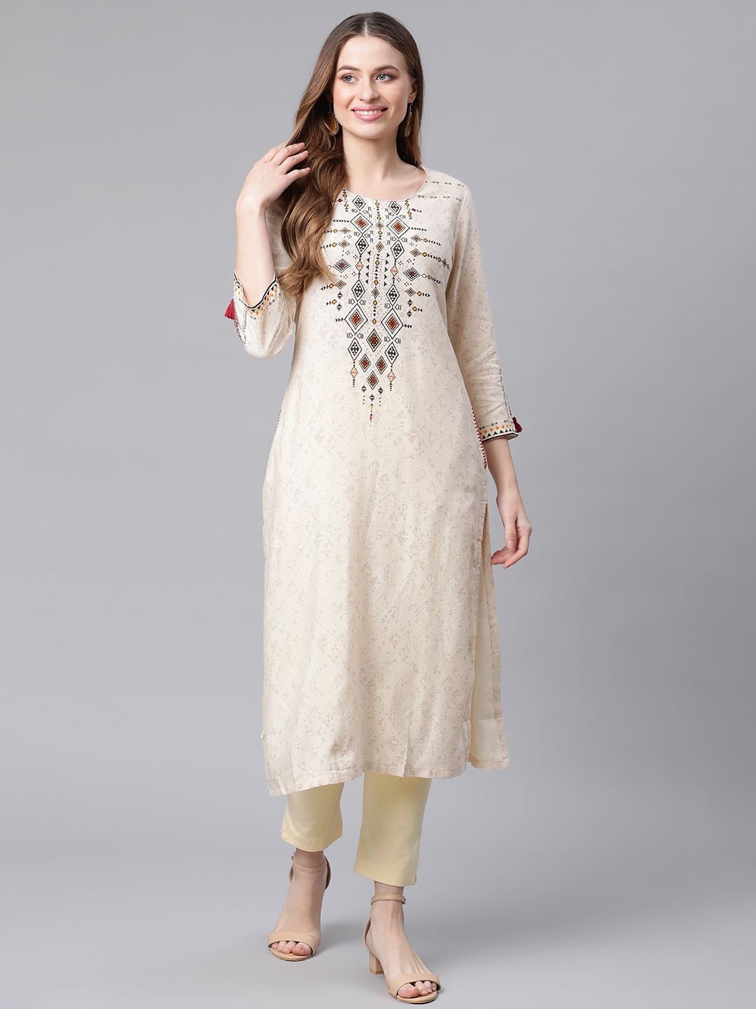 

Rangriti Women Off-White Geometric Printed Kurta