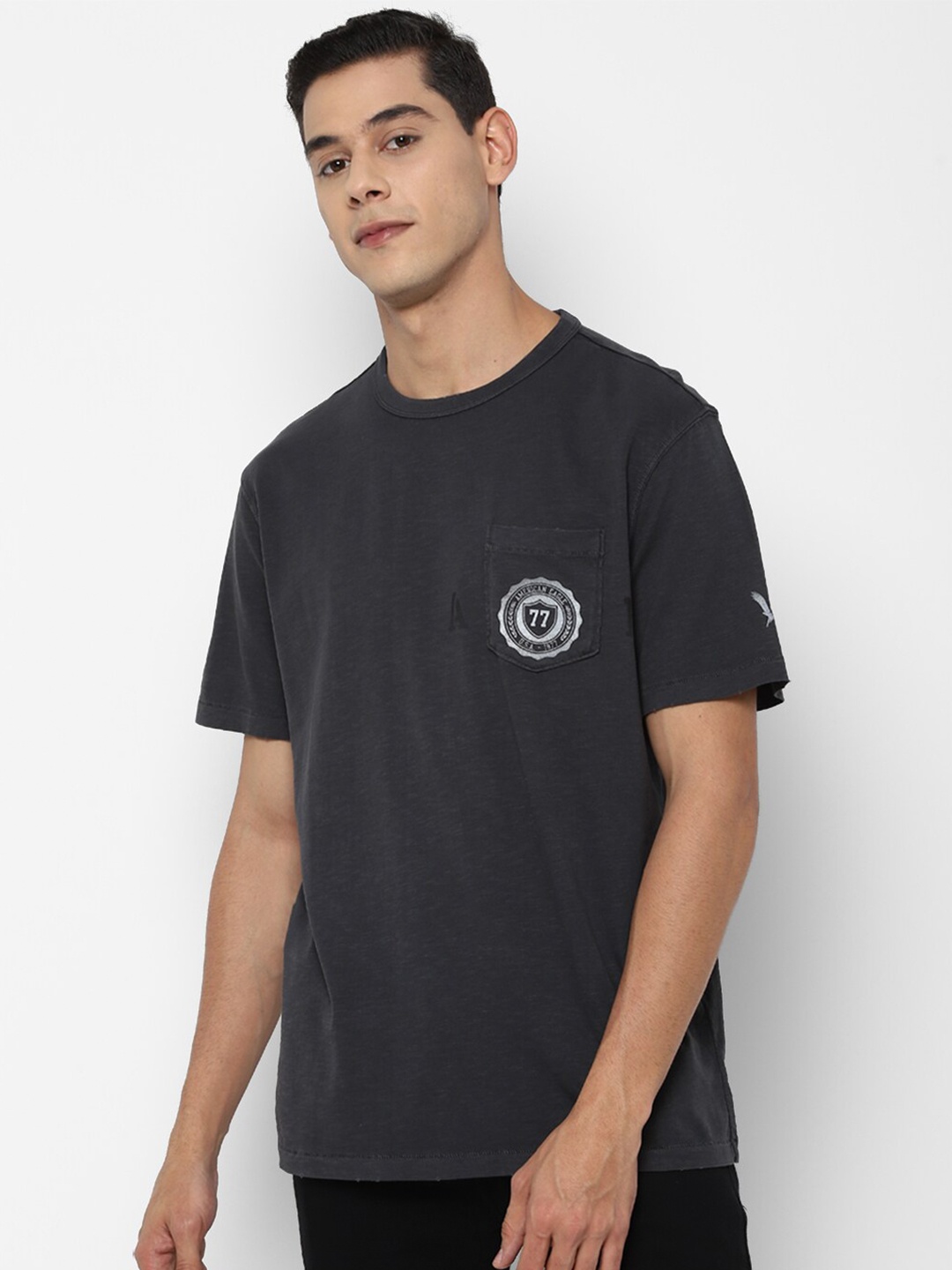 

AMERICAN EAGLE OUTFITTERS Men Black Cotton Typography Pockets T-shirt