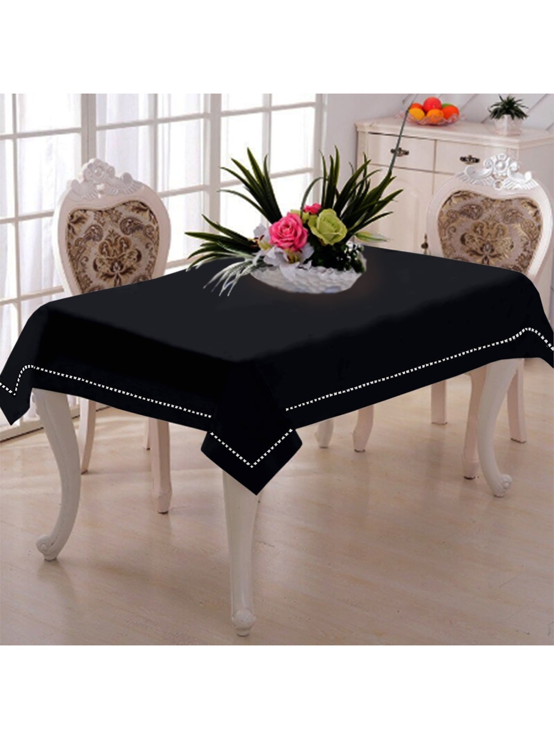 

Lushomes Black Solid Pure Cotton 6-Seater Square Table Cover