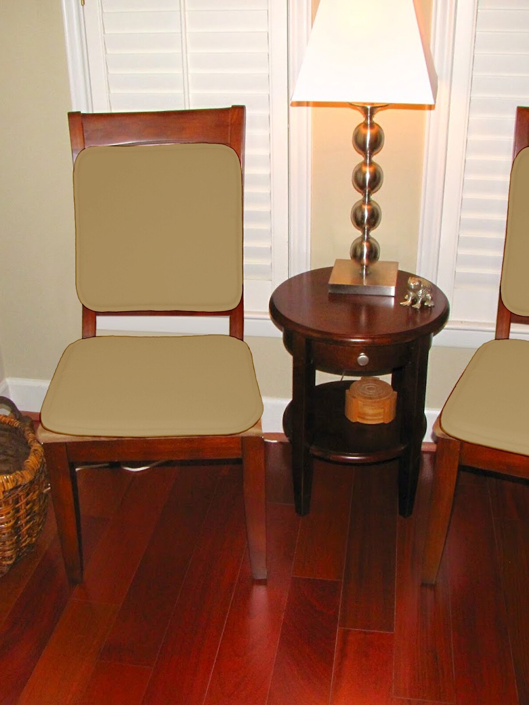 

Lushomes Cream Pack of 4 Thin Foam Chairpad with Cordinating Cord Piping