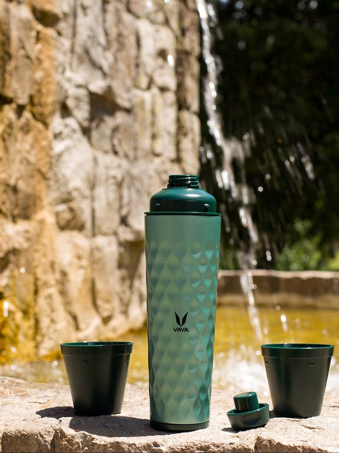 

Vaya Green Solid Stainless Steel Water Bottle