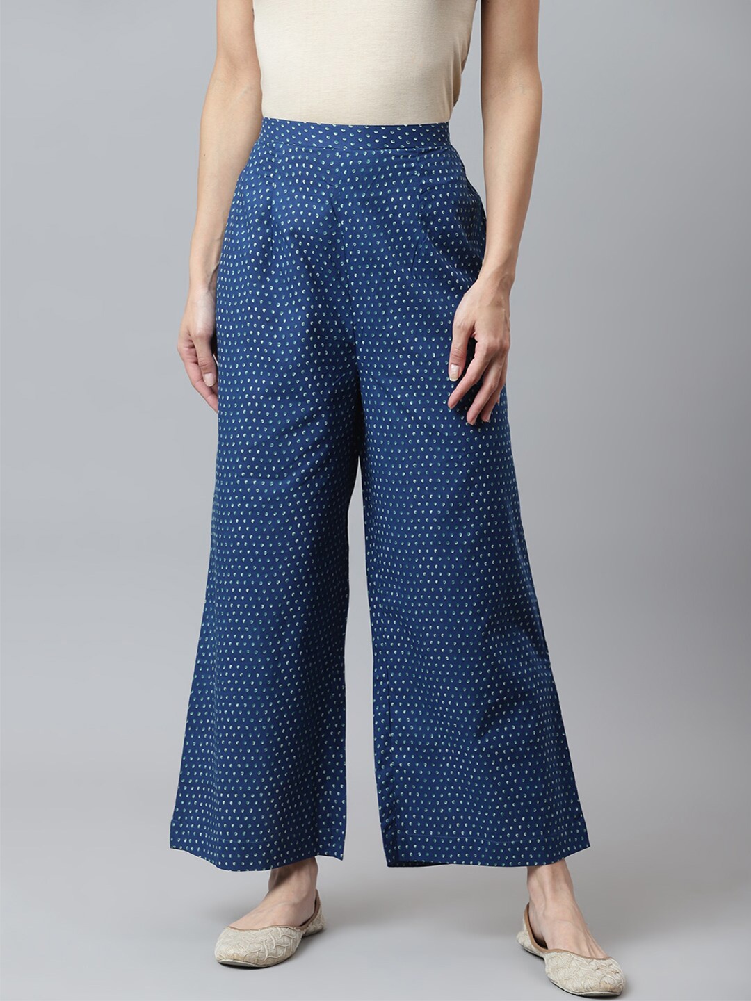 

maaisarah Women Navy Blue & White Printed Pure Cotton Palazzos