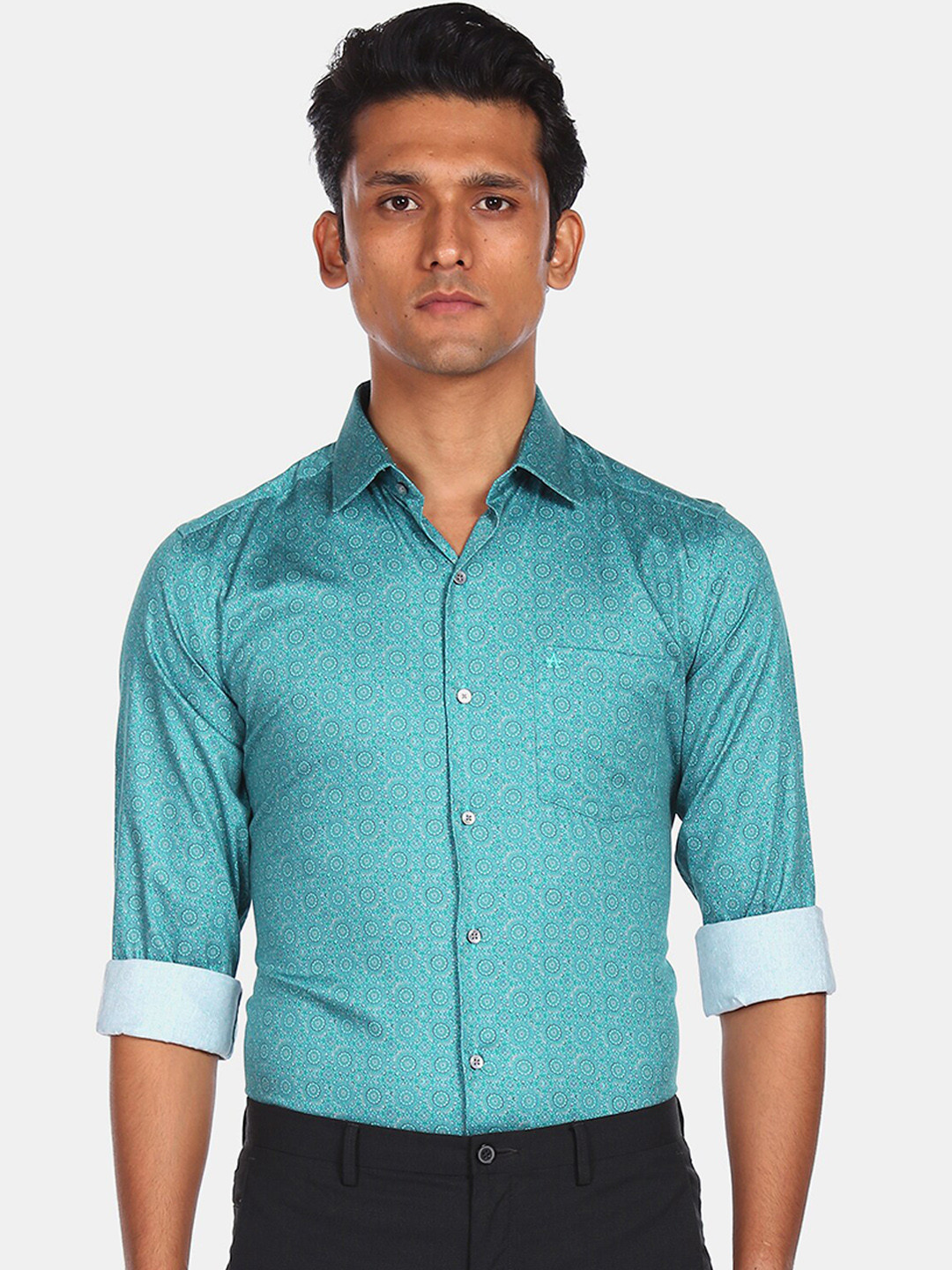 

Arrow Men Blue Slim Fit Opaque Printed Cotton Casual Shirt