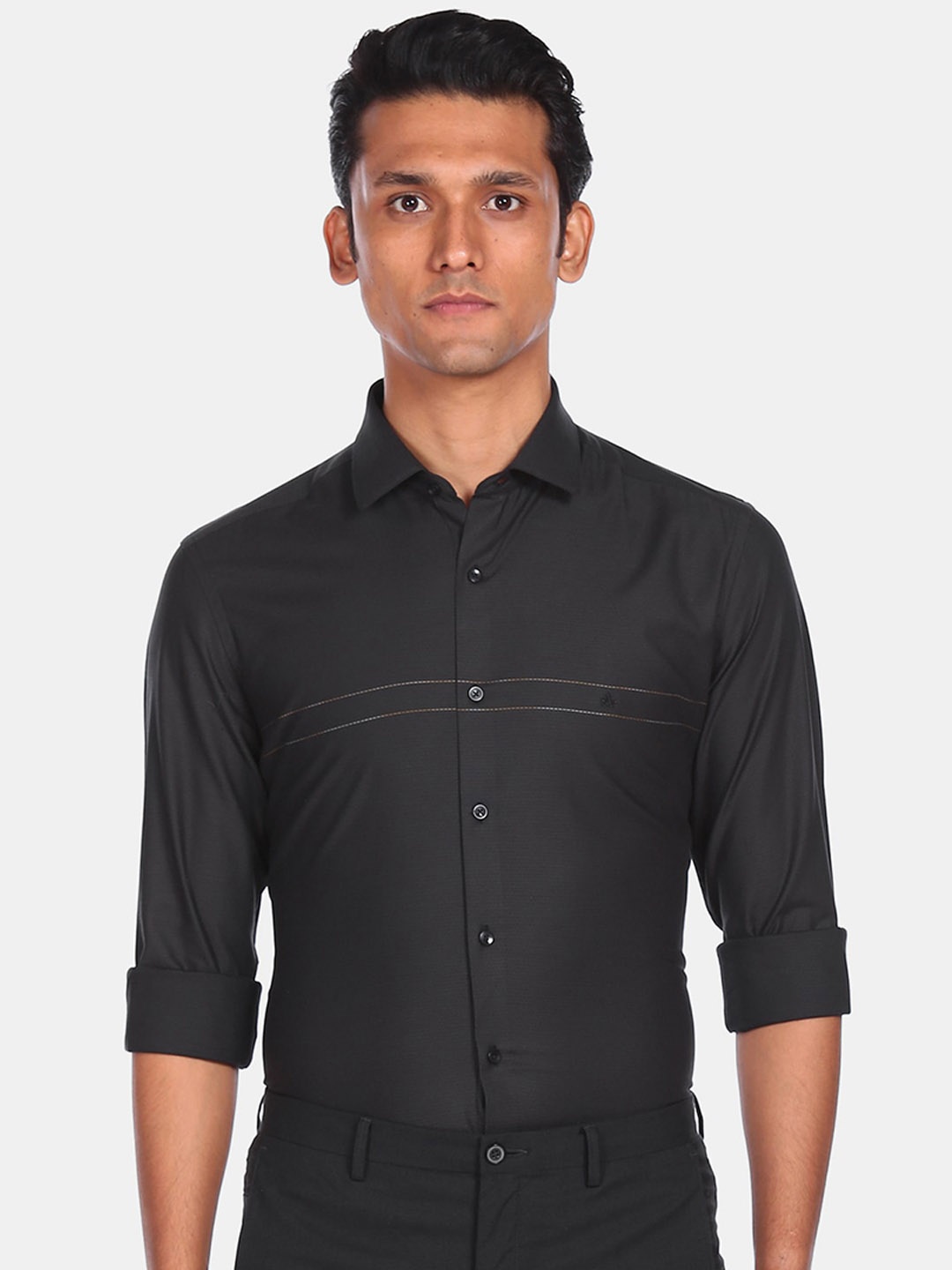

Arrow Men Black Slim Fit Opaque Casual Cotton Shirt