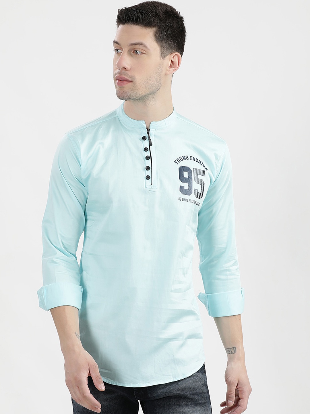 

V2 Value & Variety Men Turquoise Blue Satin Kurta