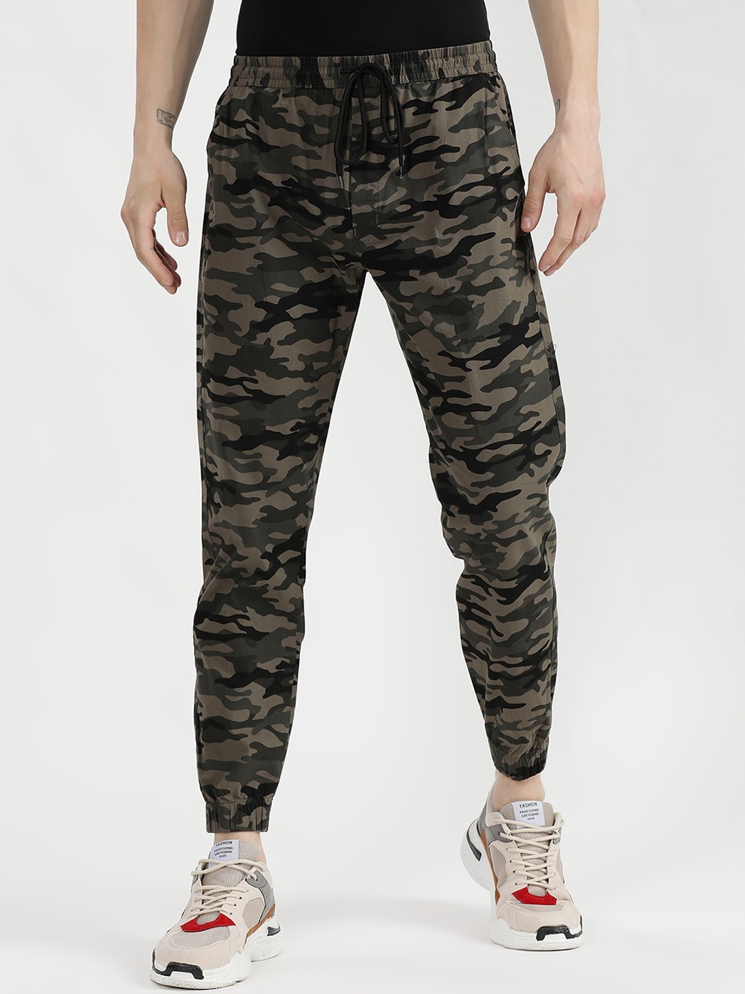 

V2 Value & Variety Men Olive camouflage Lounge Pants