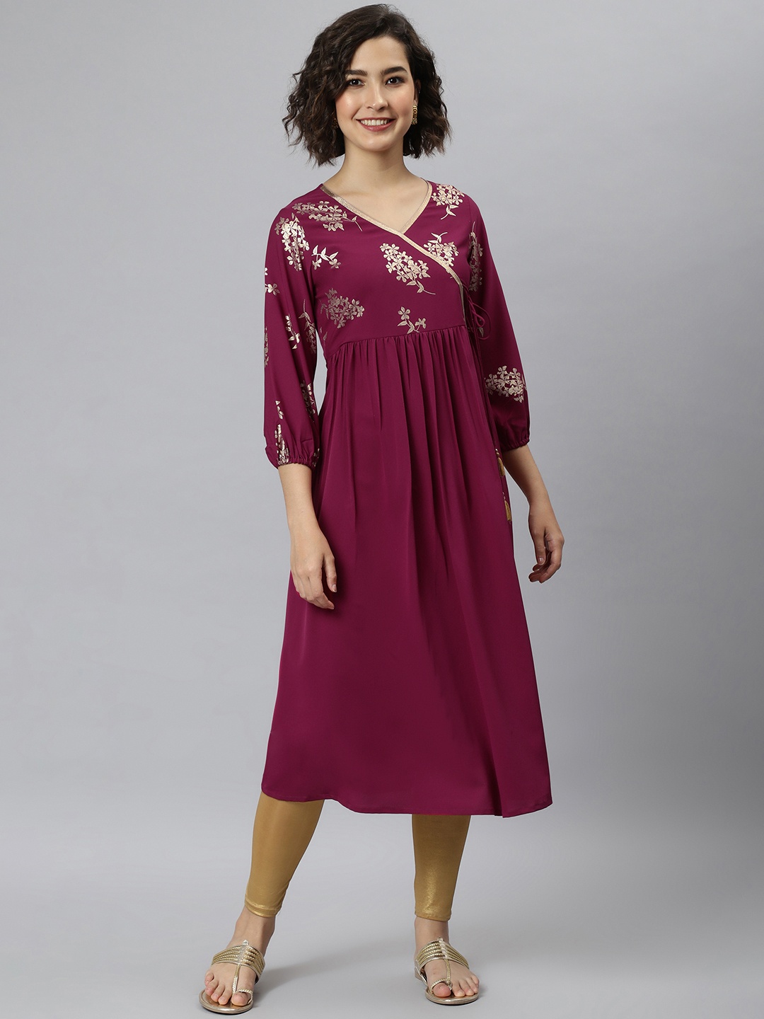 

Janasya Women Magenta & Gold-Toned Ethnic Motifs Printed Crepe Anarkali Kurta