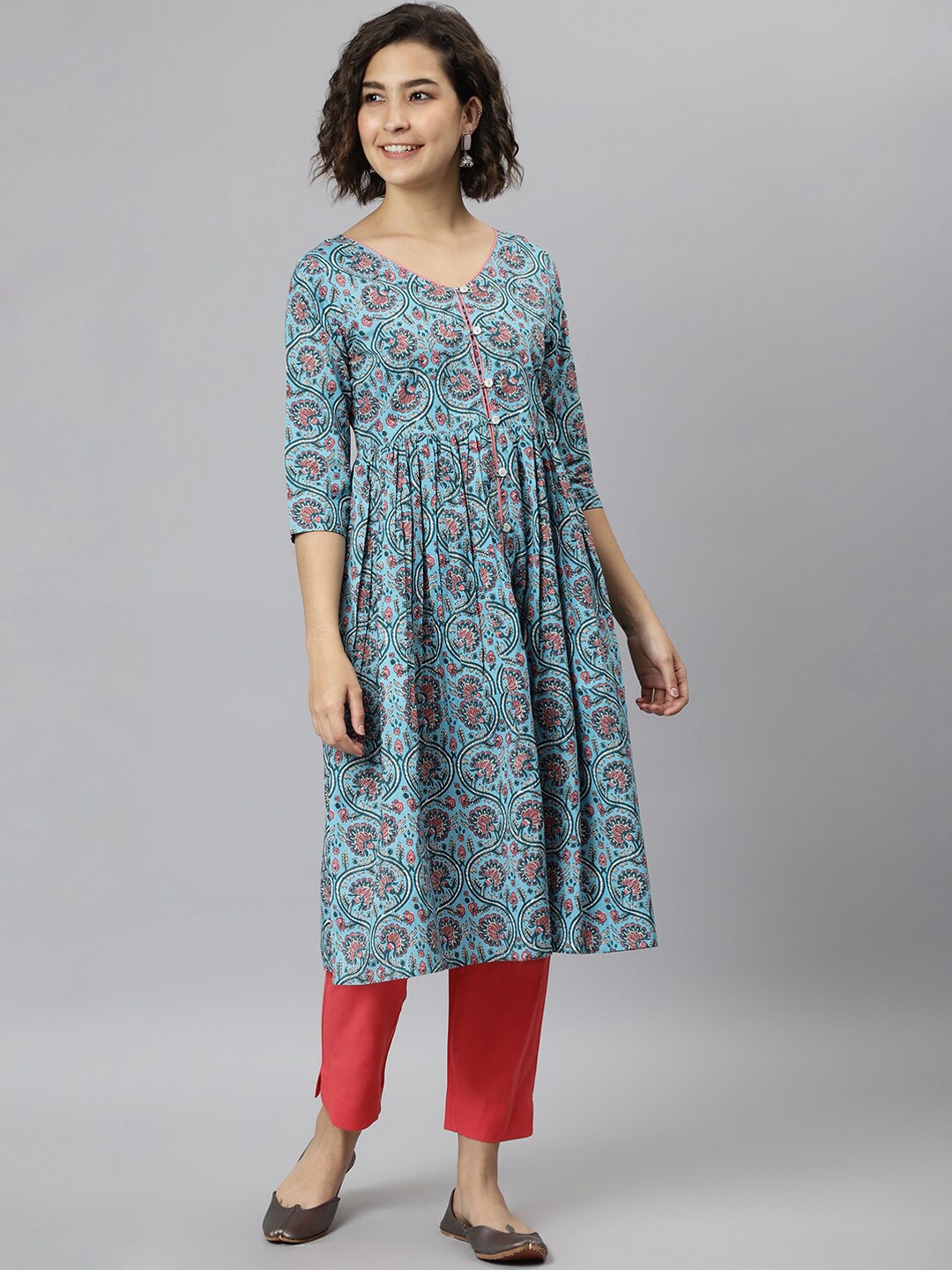 

Janasya Women Blue Ethnic Motifs Printed Mirror Work Anarkali Kurta