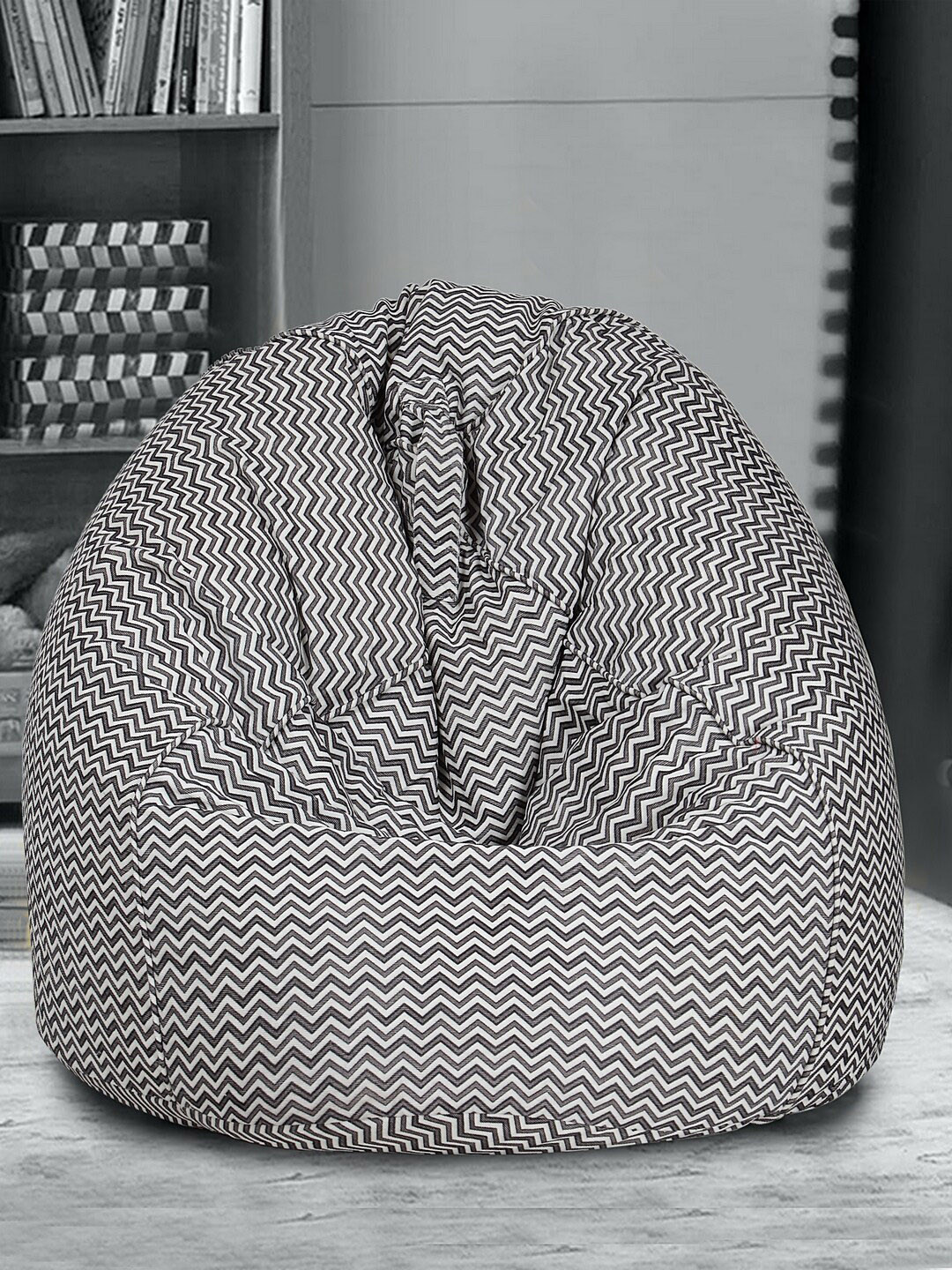 

REME Black & White Bean Bag Cover