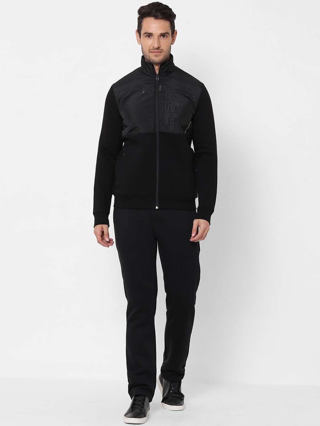 

Sweet Dreams Men Black Solid Tracksuit