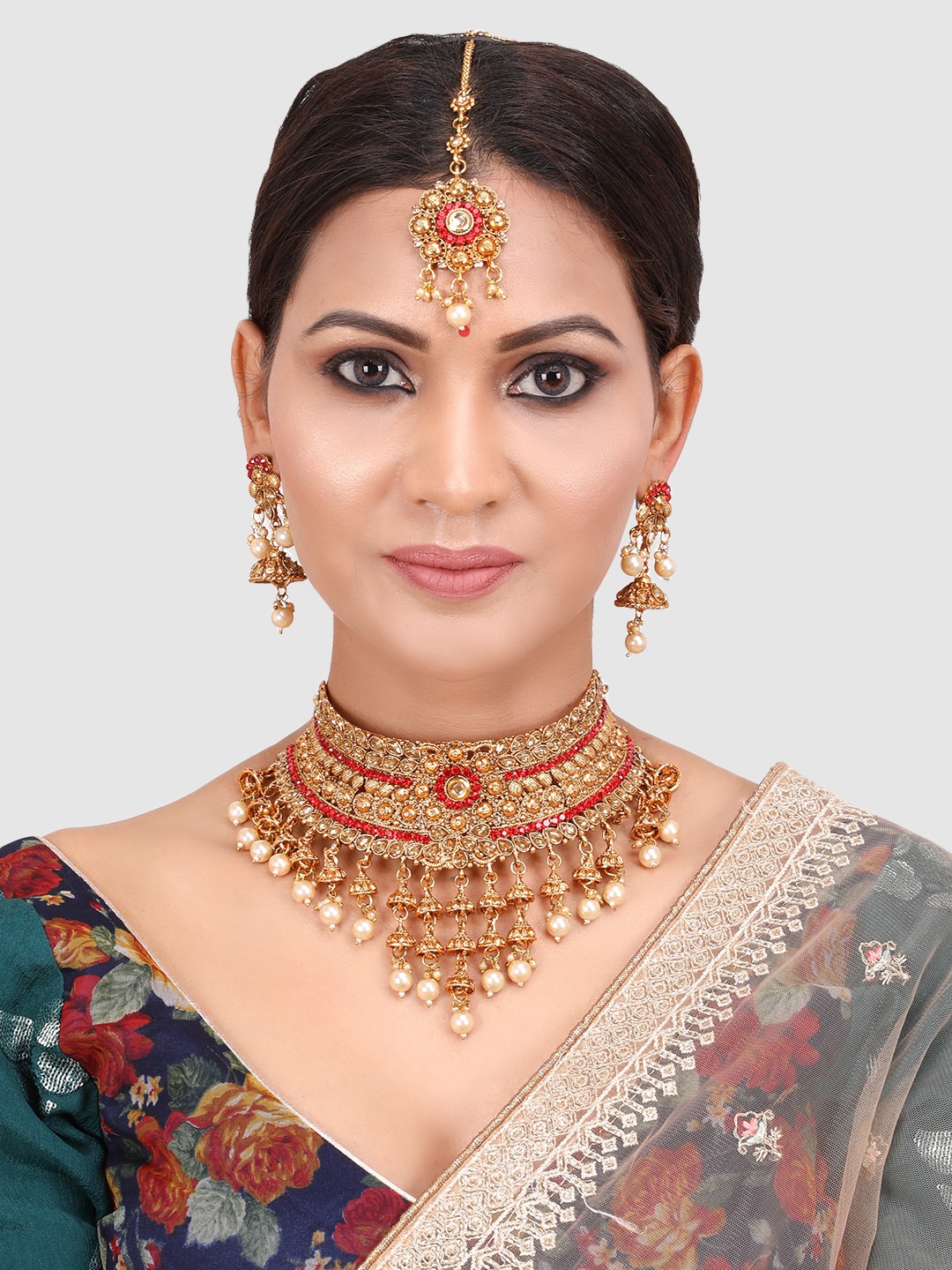 

PENNY JEWELS Gold-Plated Red & White Kundan-Studded & Pearl Beaded Vilandi Jewellery Set