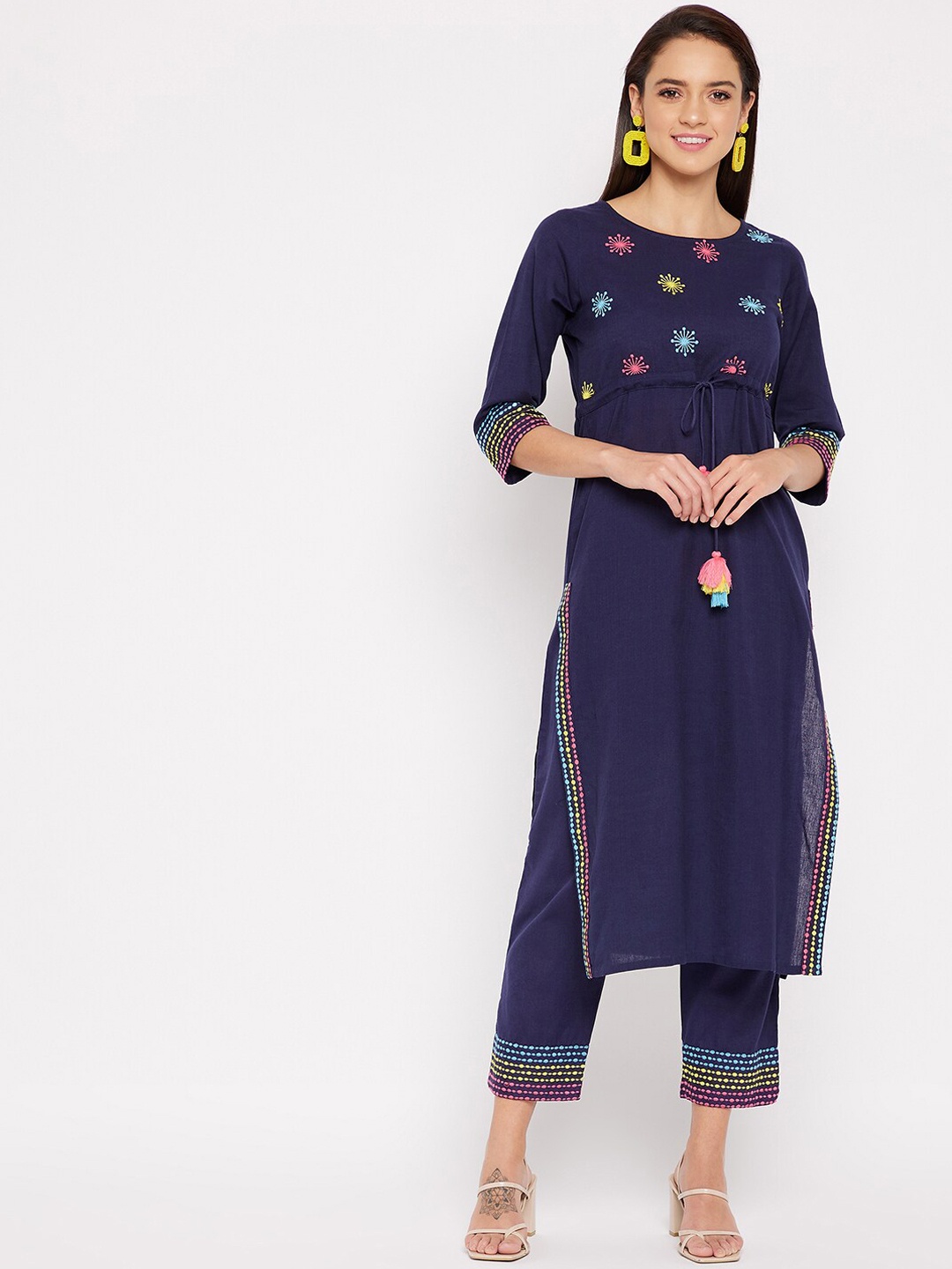 

WineRed Women Navy Blue Cotton Embroidered Kurta With Trousers