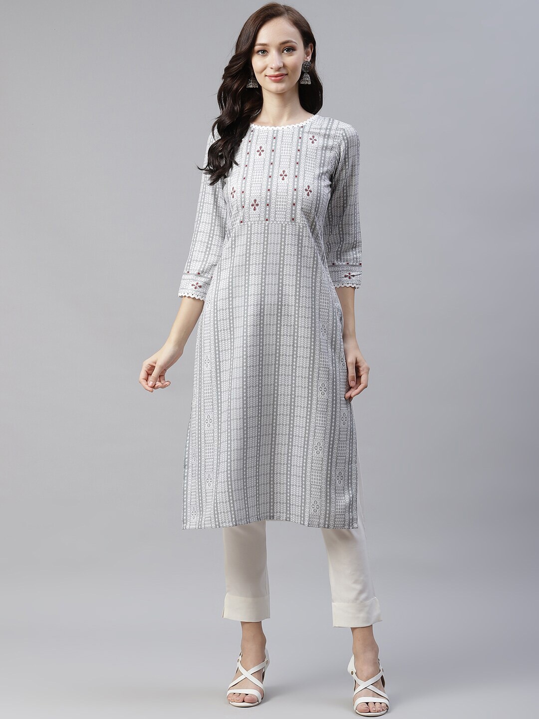 

ZIYAA Women Off White & Grey Geometric Printed Kurta