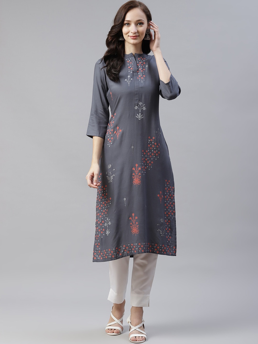

ZIYAA Women Grey Floral Foil Printed Straight Kurta
