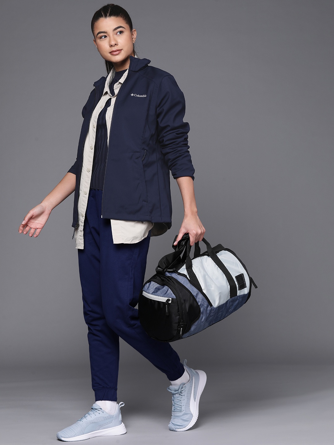 

Columbia Women Navy Blue Kruser Ridge II Softshell Sporty Jacket