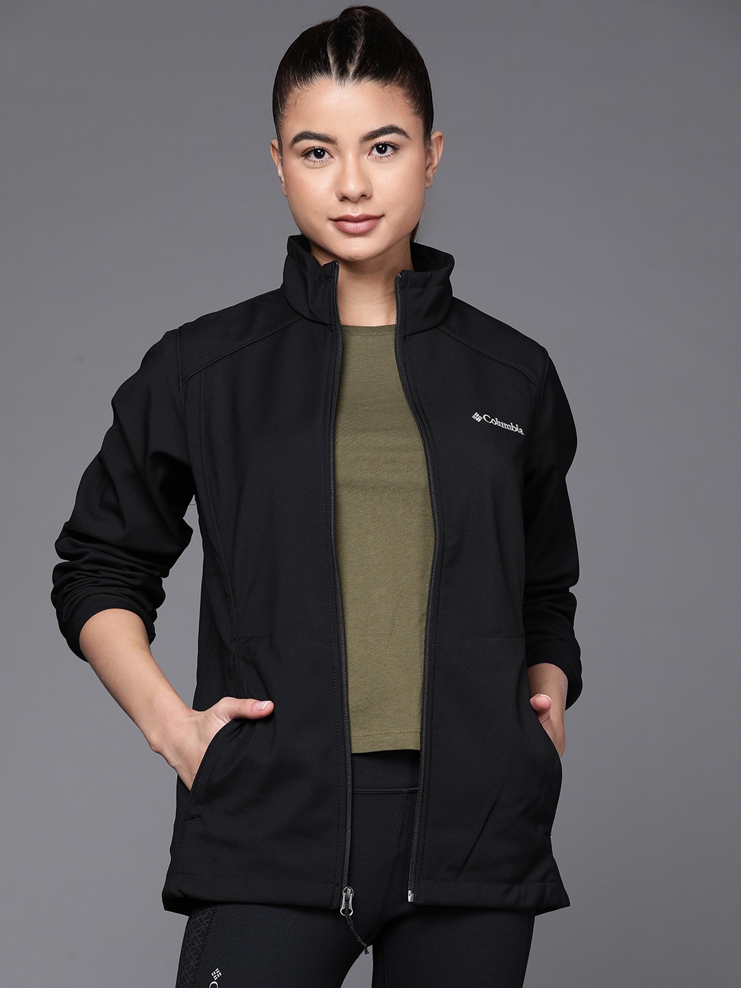 

Columbia Women Black Kruser Ridge II Softshell Sporty Jacket