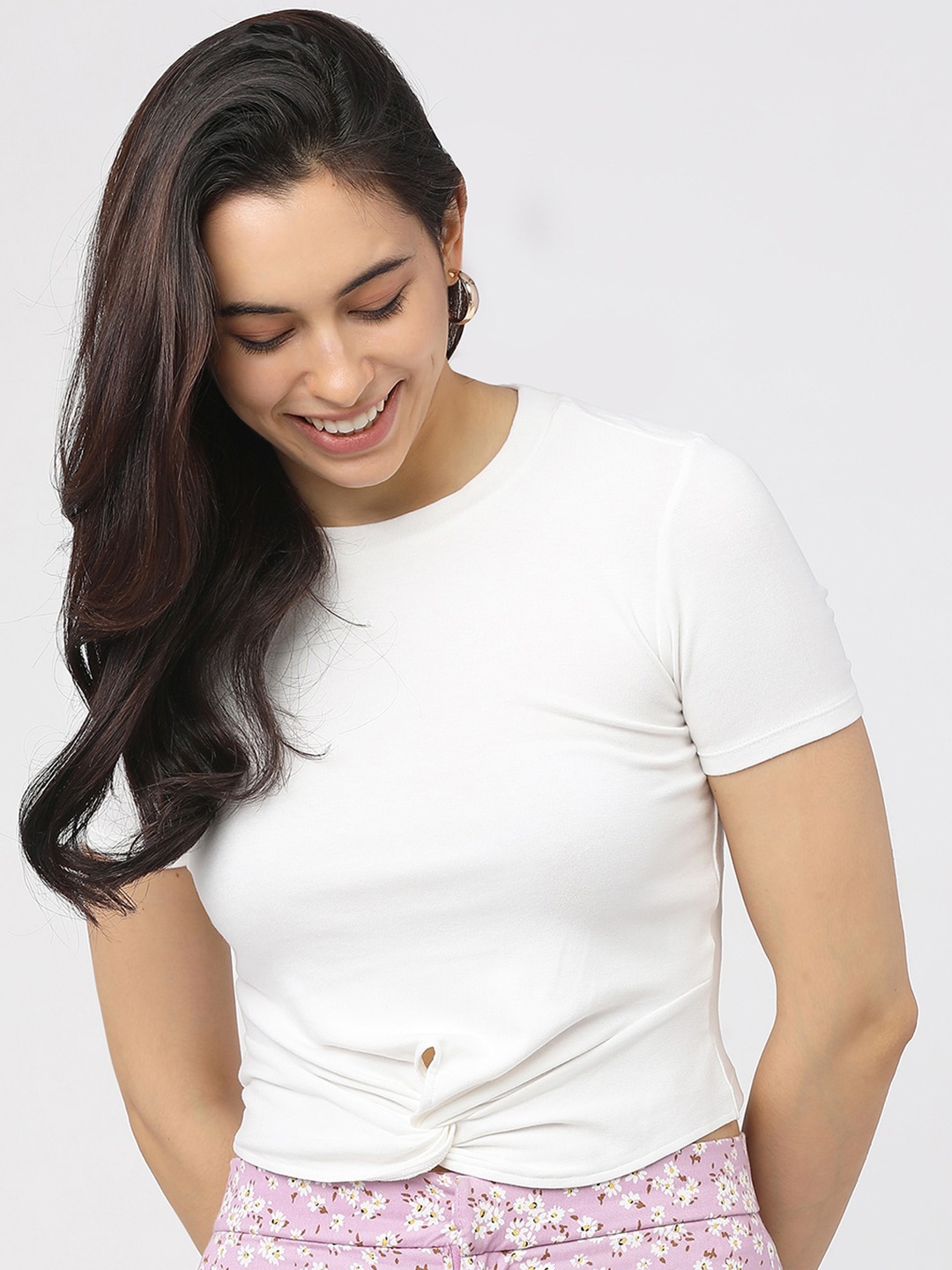 

Tokyo Talkies White Twisted Regular Crop Top