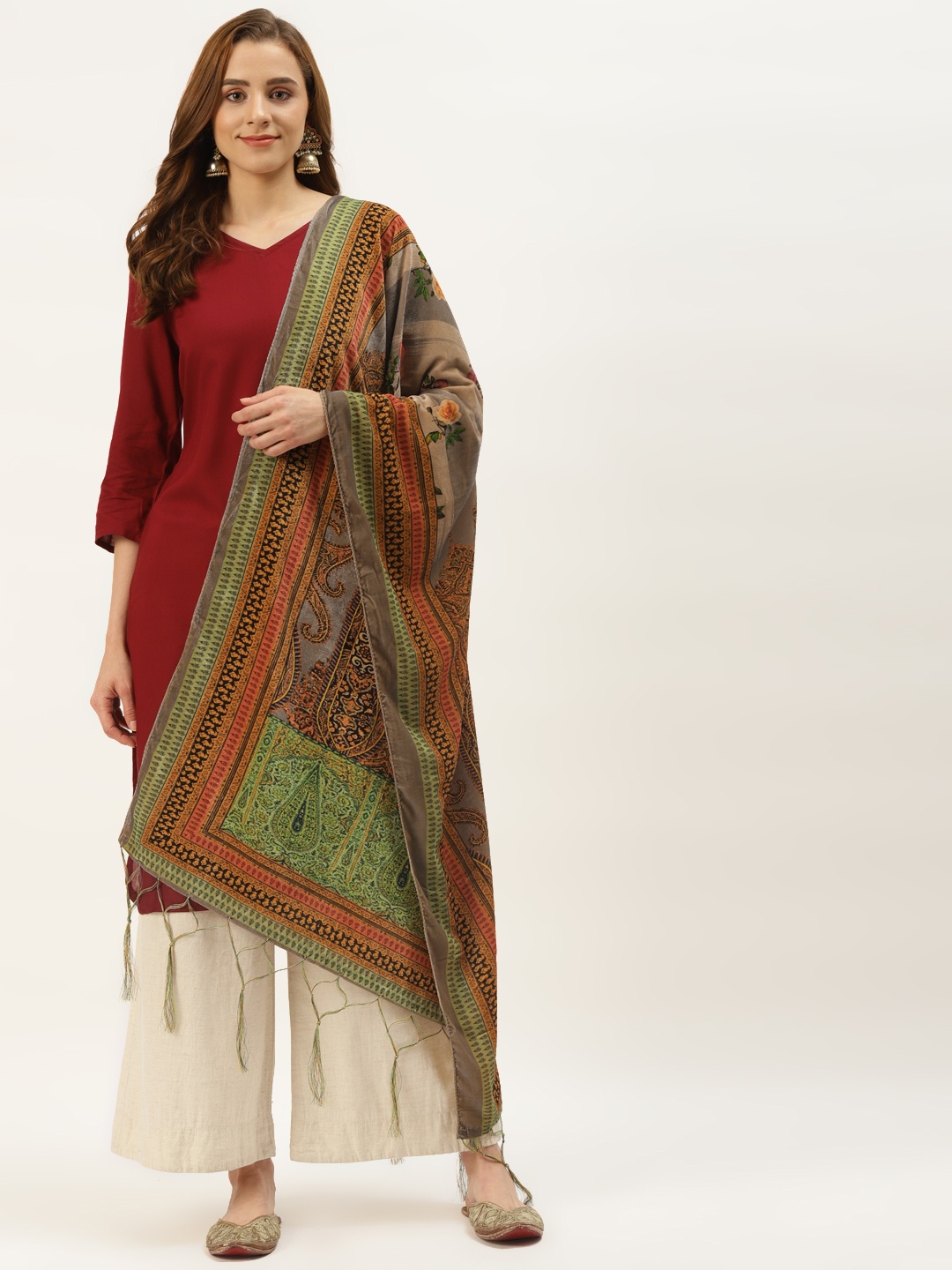 

VAABA Green & Multicoloured Ethnic Motifs Printed Velvet Dupatta