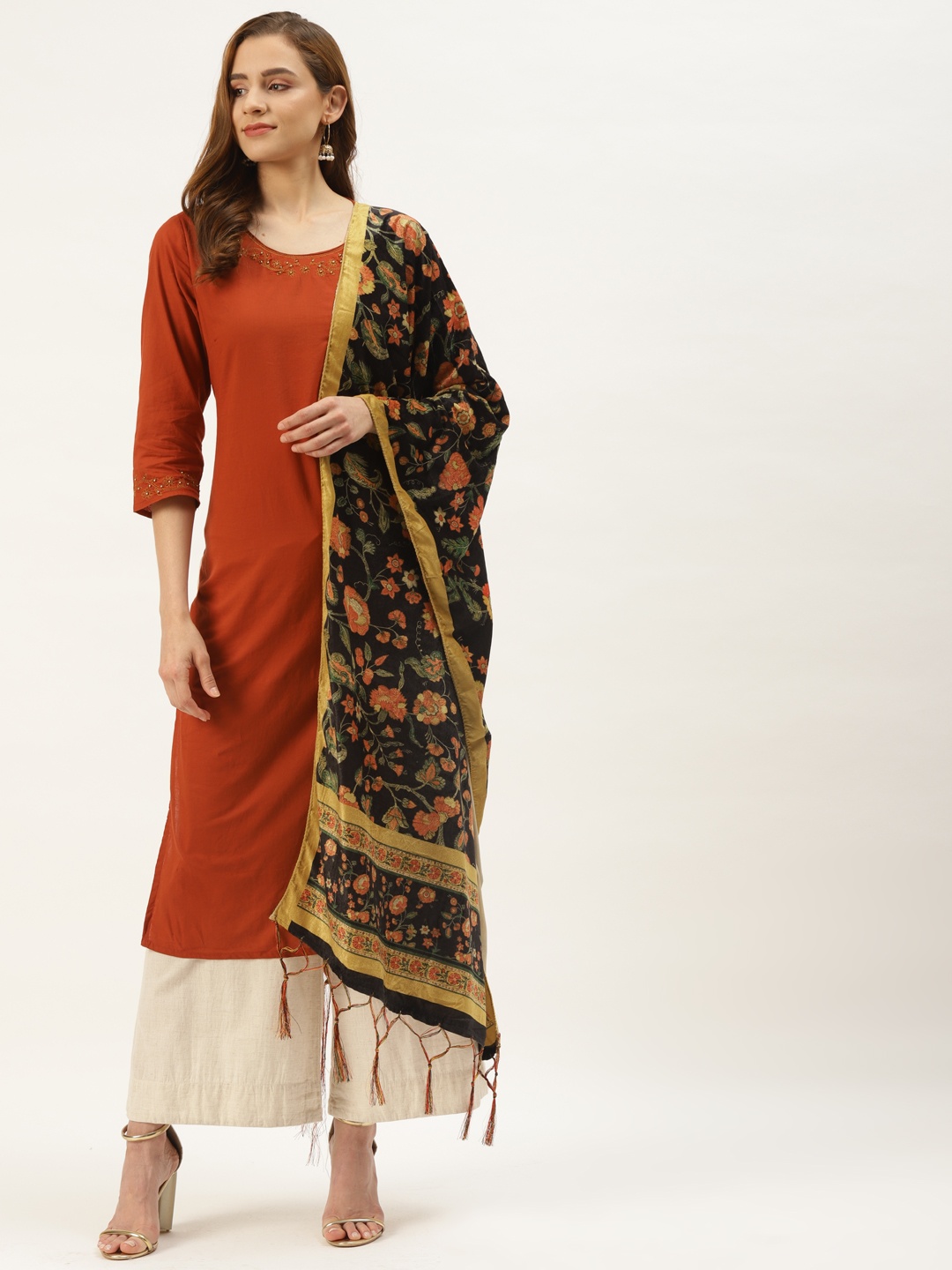 

VAABA Black Floral Printed Velvet Dupatta