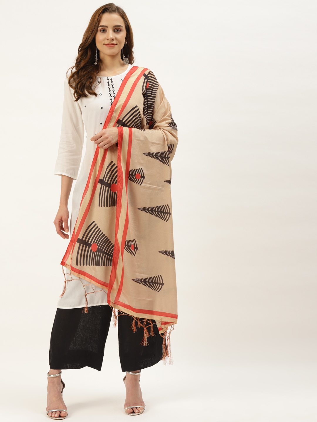 

VAABA Cream-Coloured & Black Ethnic Motifs Printed Dupatta