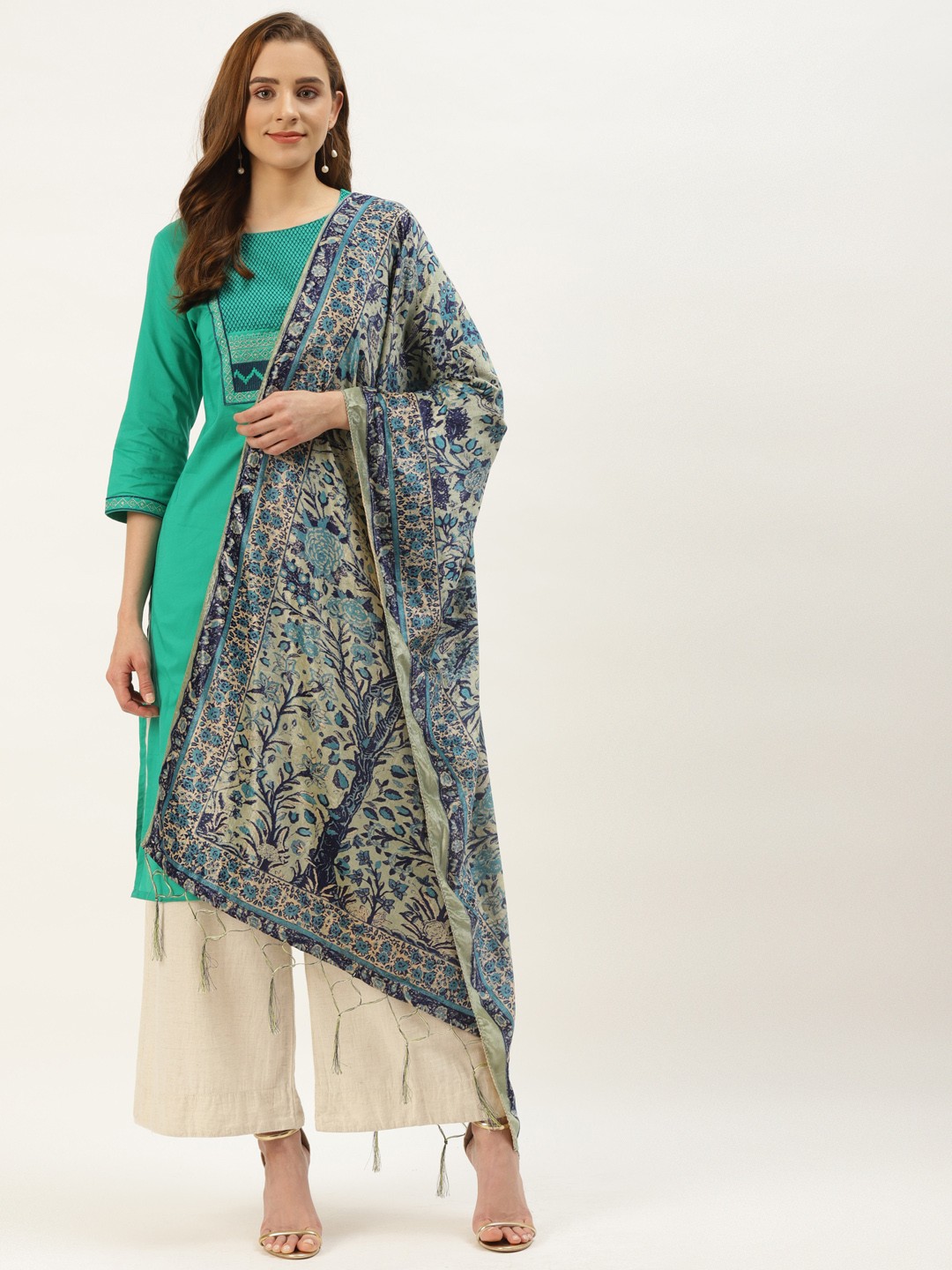 

VAABA Grey & Blue Floral Printed Velvet Dupatta