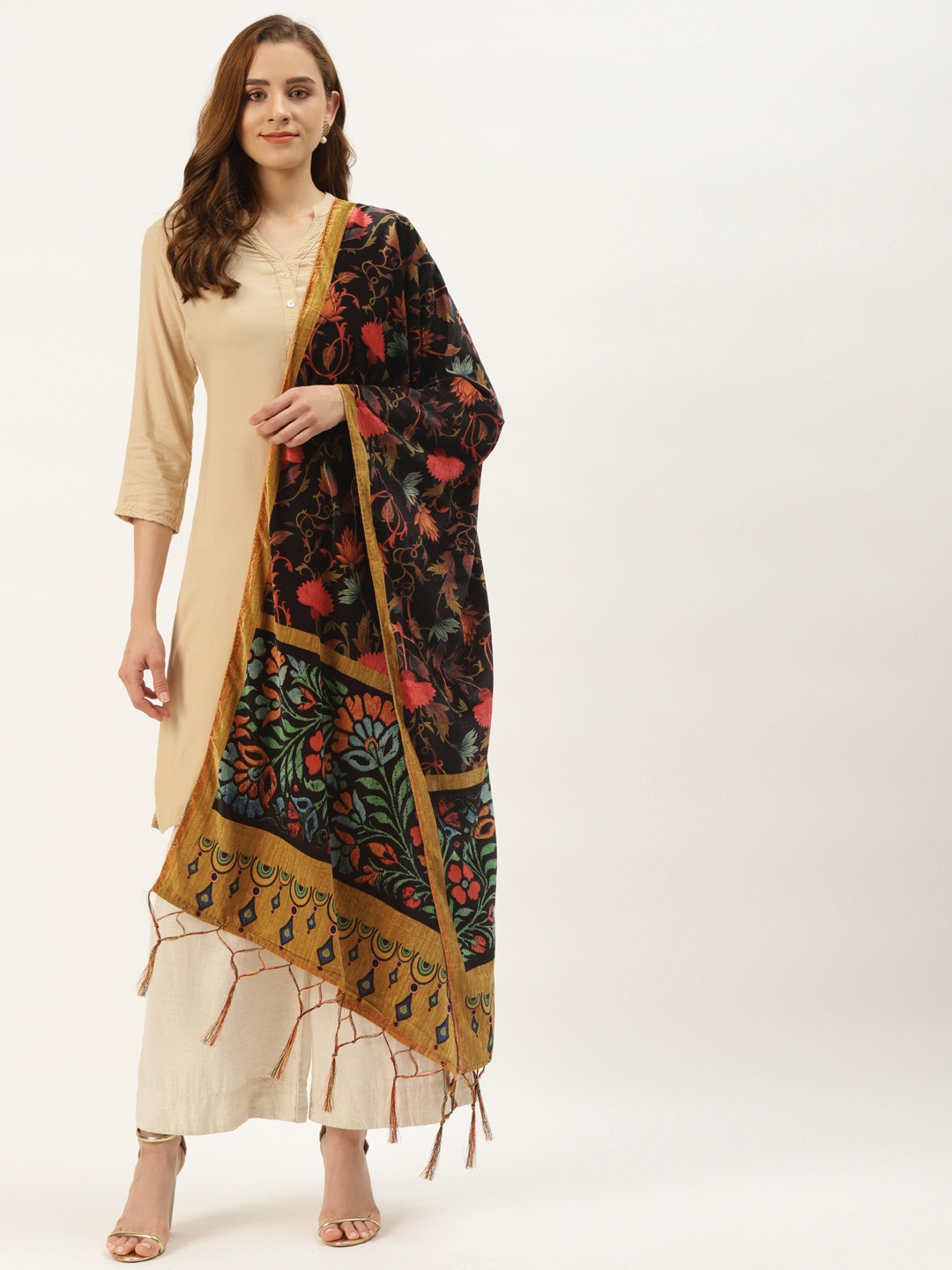 

VAABA Multicoloured Printed Velvet Dupatta, Multi