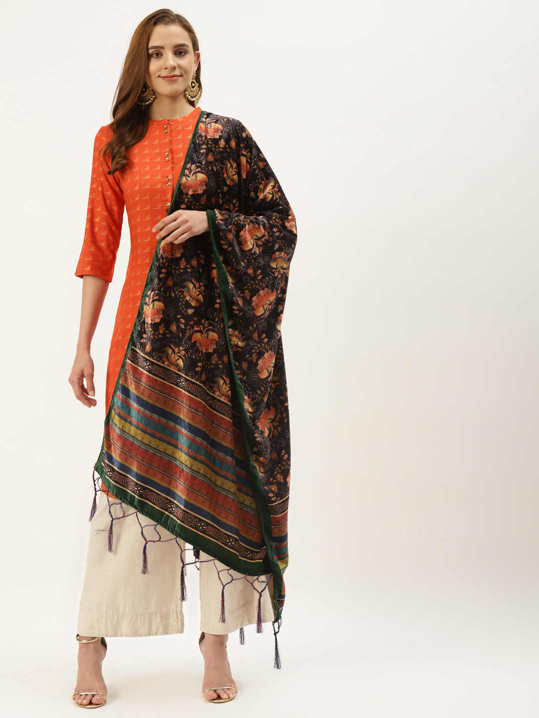 

VAABA Black & Orange Floral Printed Velvet Dupatta
