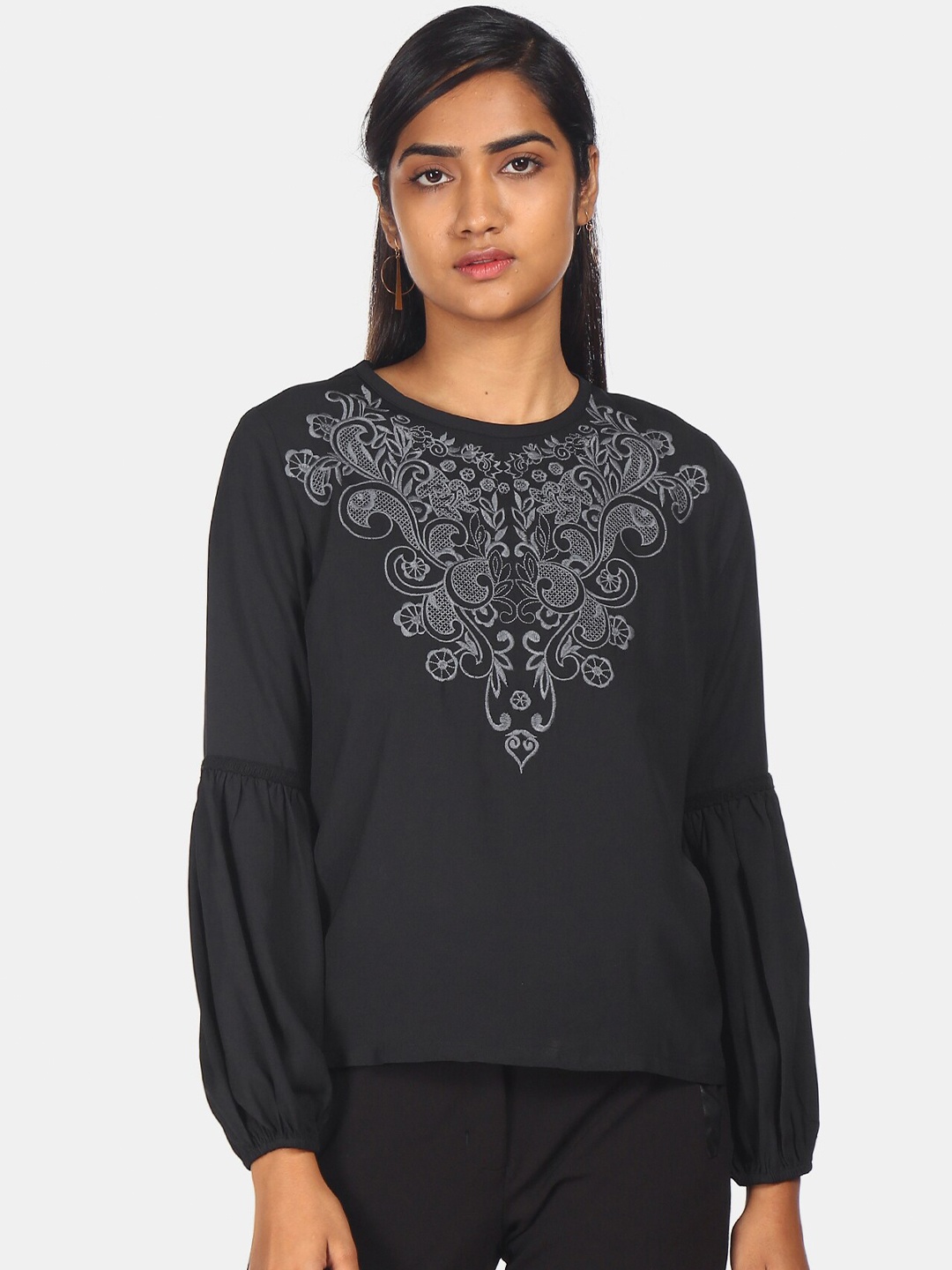 

Flying Machine Black & Off White Regular Top
