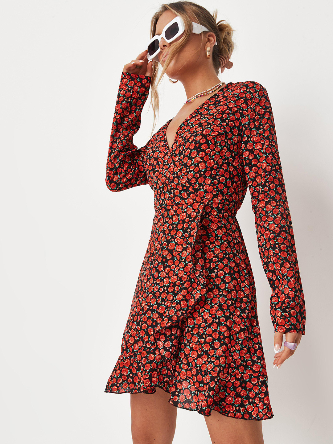 

Missguided Black & Orange Floral Printed Wrap Dress