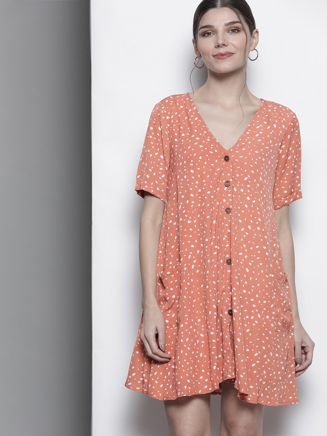 

Missguided Women Peach-Coloured & White Abstract Print A-Line Dress