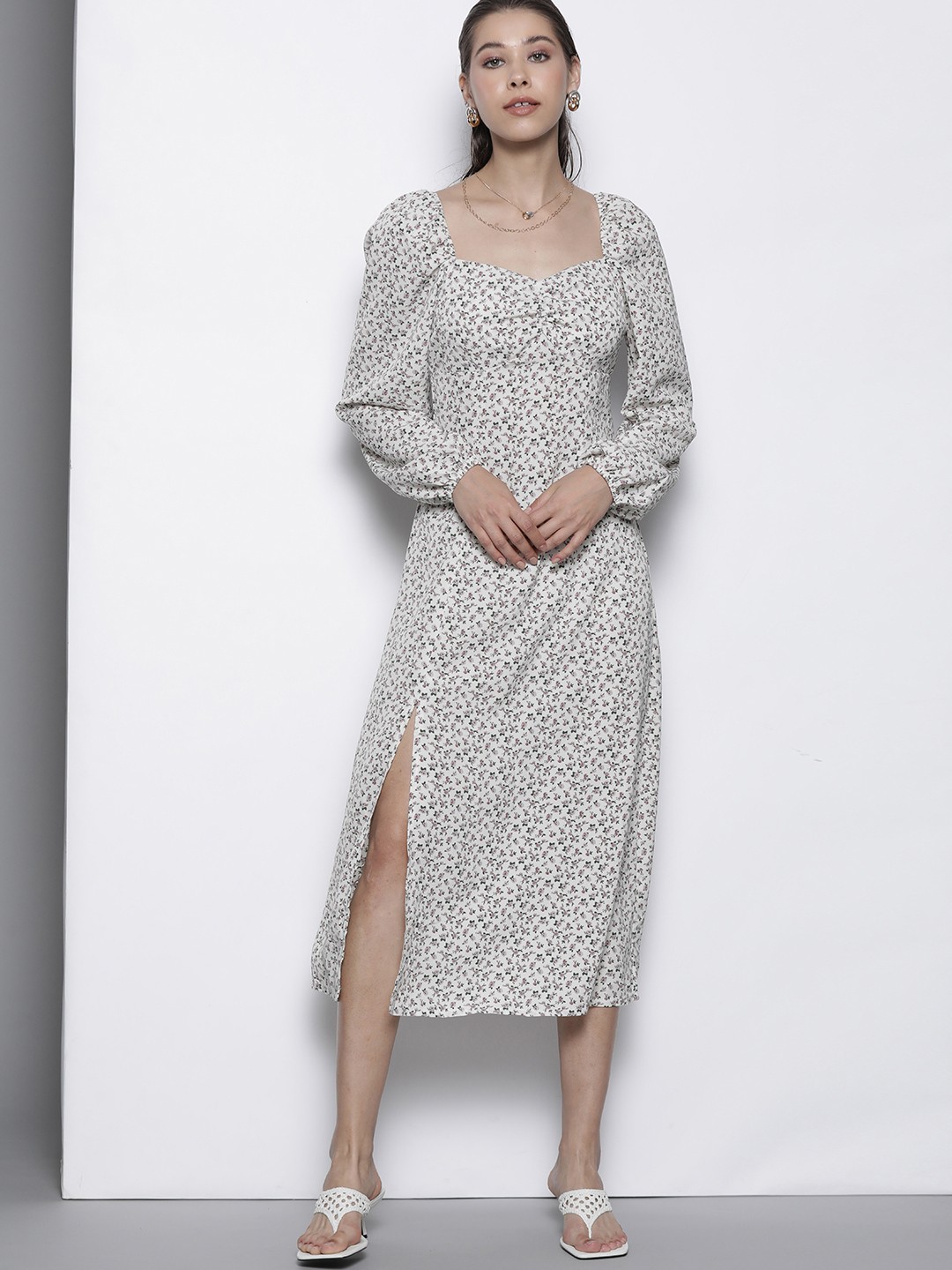 

Missguided Off-White & Grey Floral Print A-Line Midi Dress