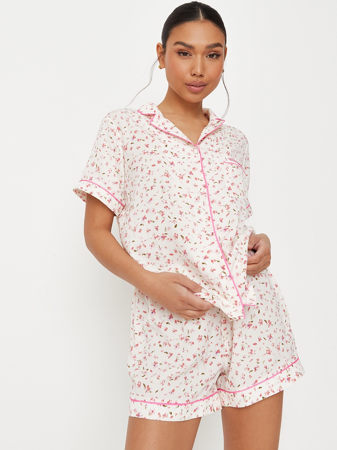 

Missguided Women White & Pink Printed Night suit