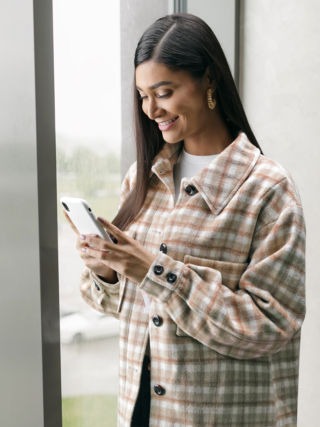 

Missguided Women Beige & White Checked Longline Overcoat