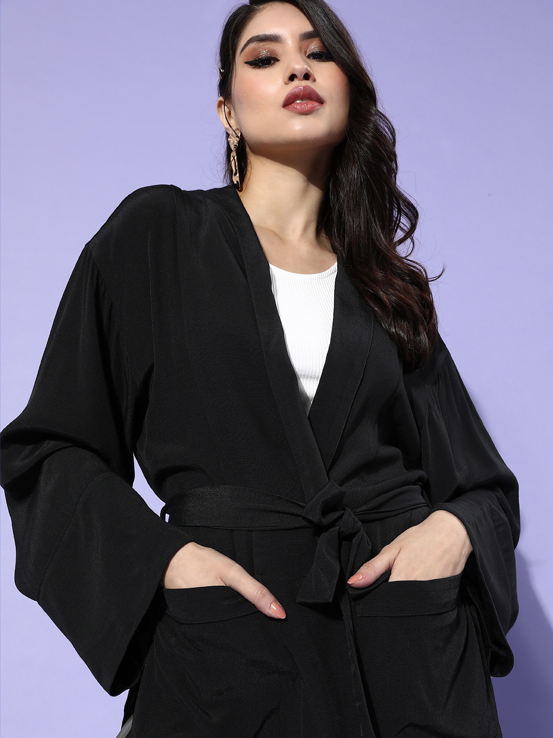 

ANI Women Black Solid Polyviscose Blazer