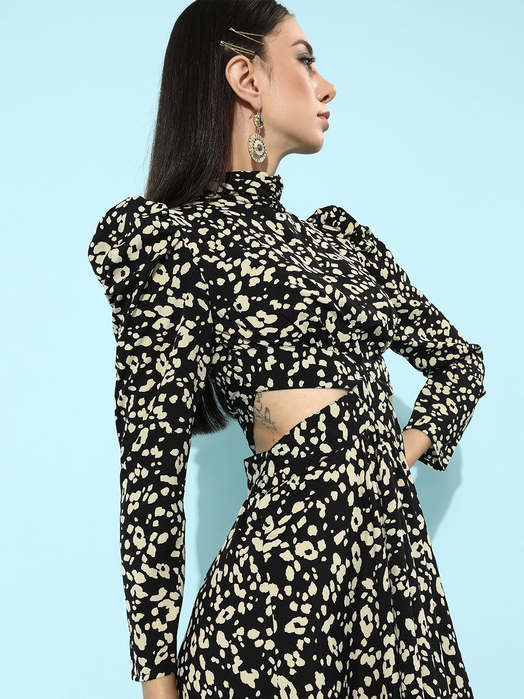 

ANI Black & Beige Floral Dress