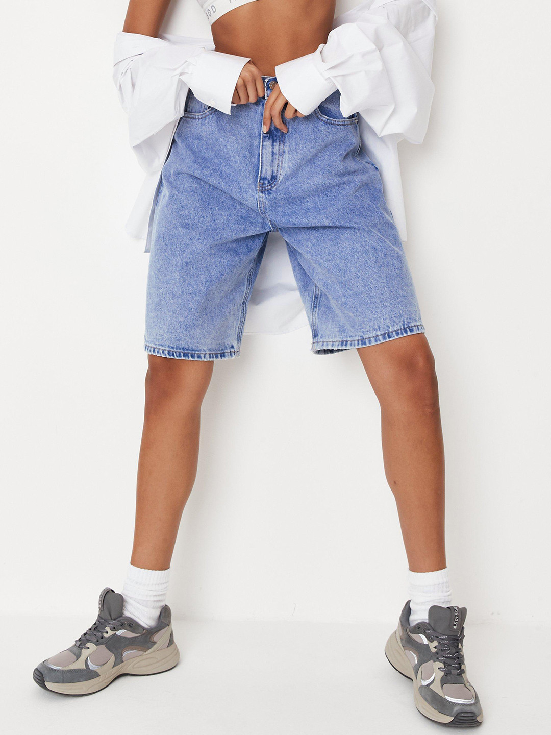 

Missguided Women Blue Washed Pure Cotton Denim Shorts