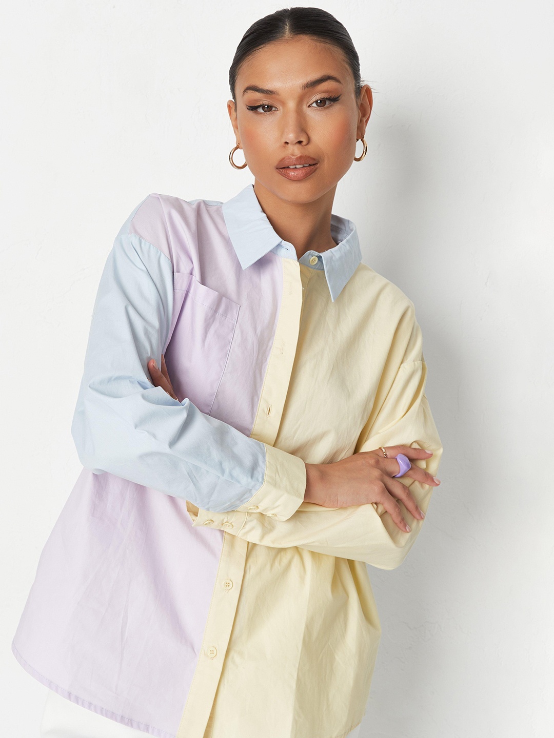 

Missguided Women Purple & Yellow Pure Cotton Colourblocked Casual Shirt