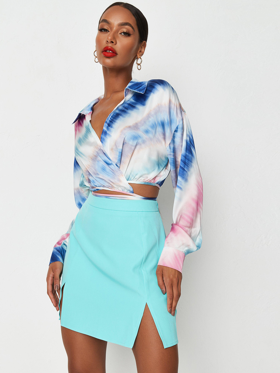 

Missguided White & Blue Tie and Dye Shirt Style Top