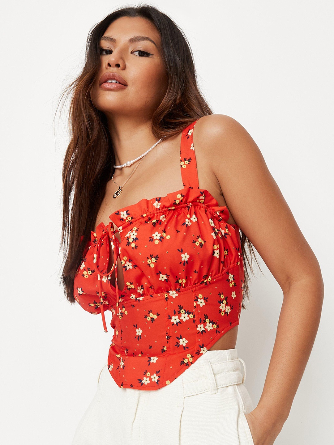 

Missguided Red Floral Fitted Crop Top