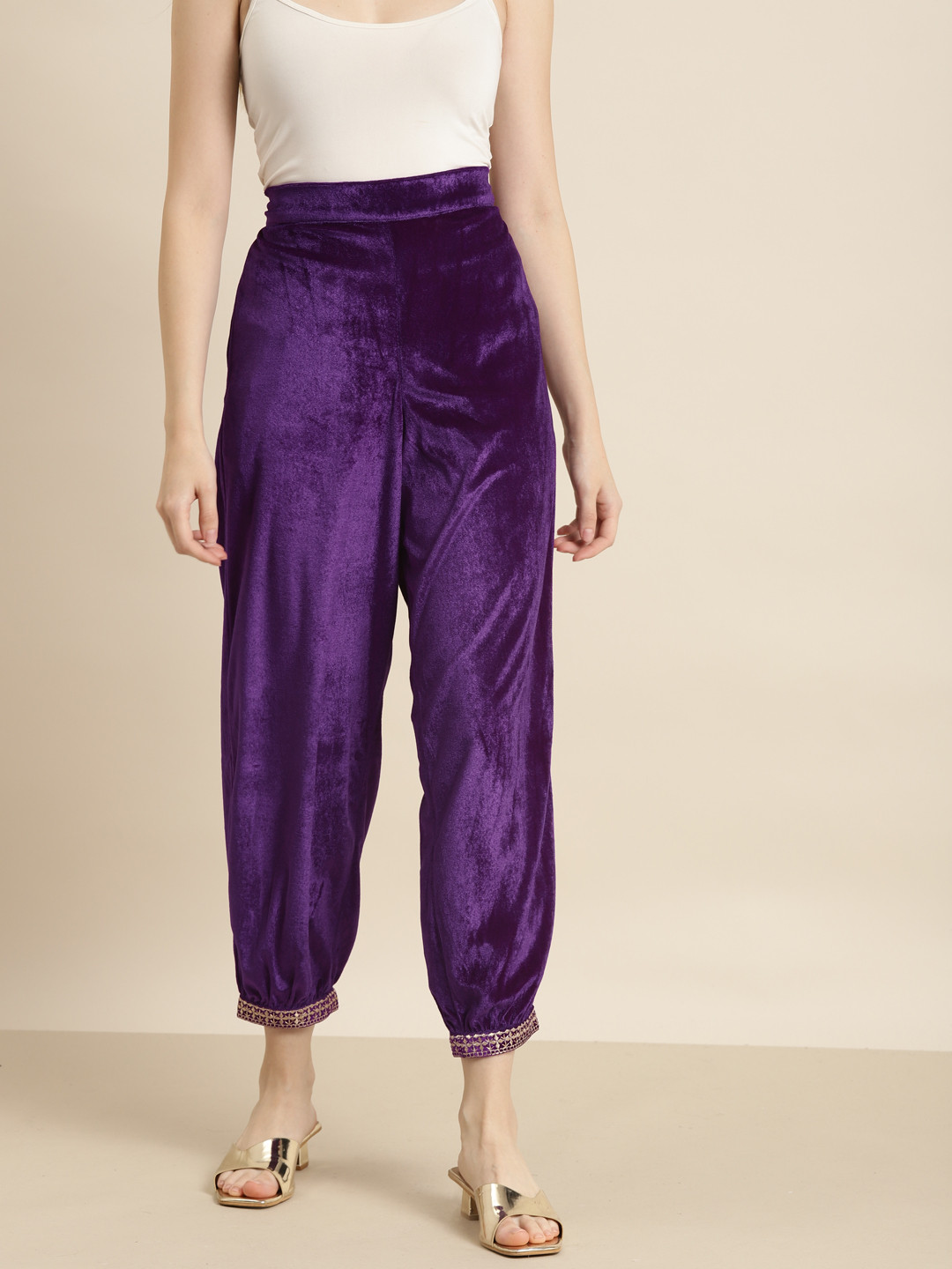 

Shae by SASSAFRAS Women Purple Trousers
