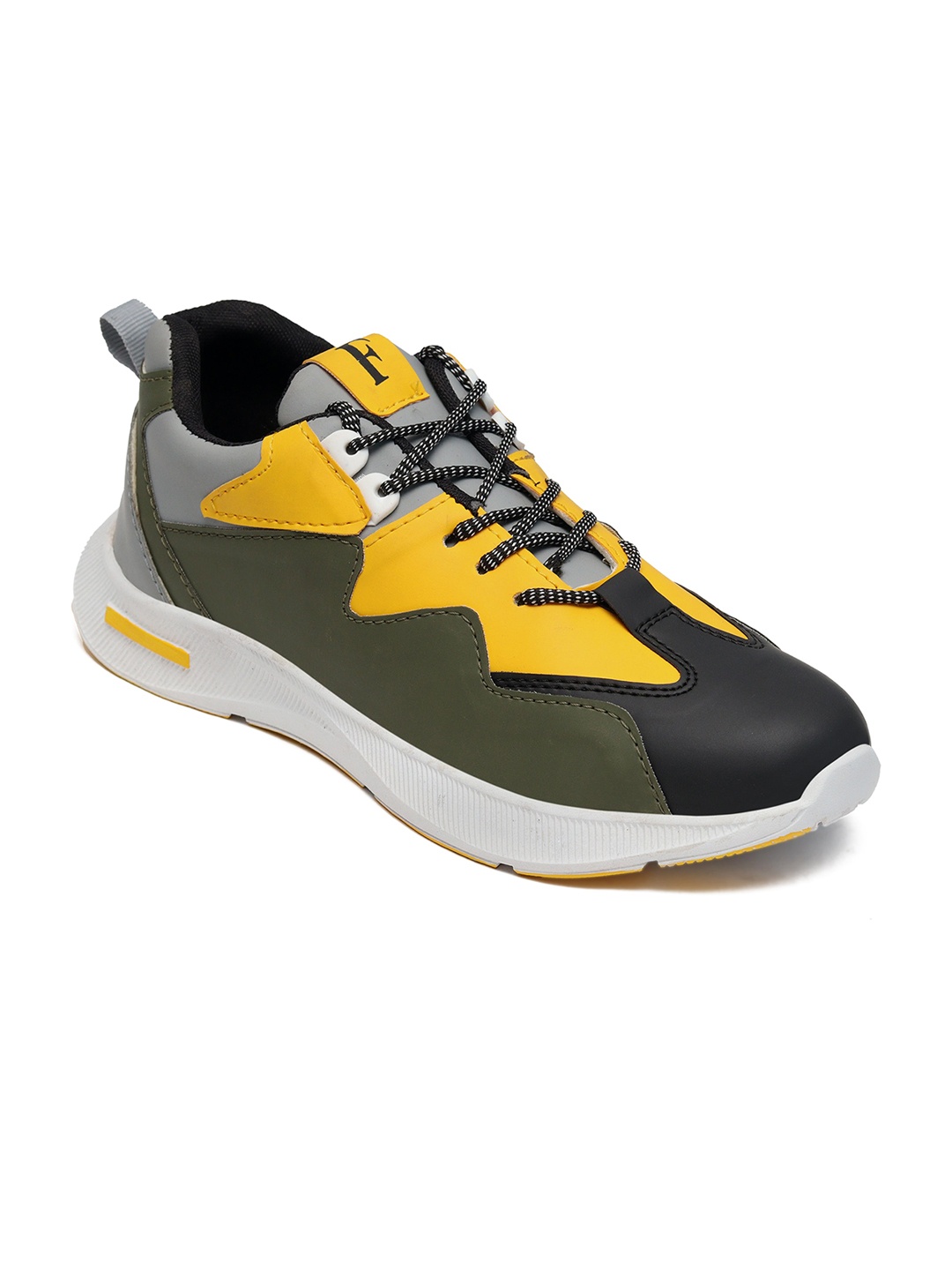 

Ferraiolo Men Yellow Colourblocked Sneakers