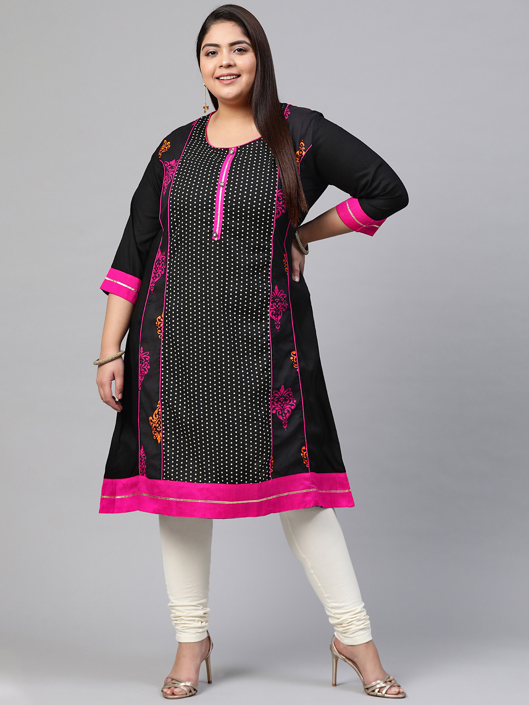

Divena Women Black & Pink Printed Gotta Patti Kurta