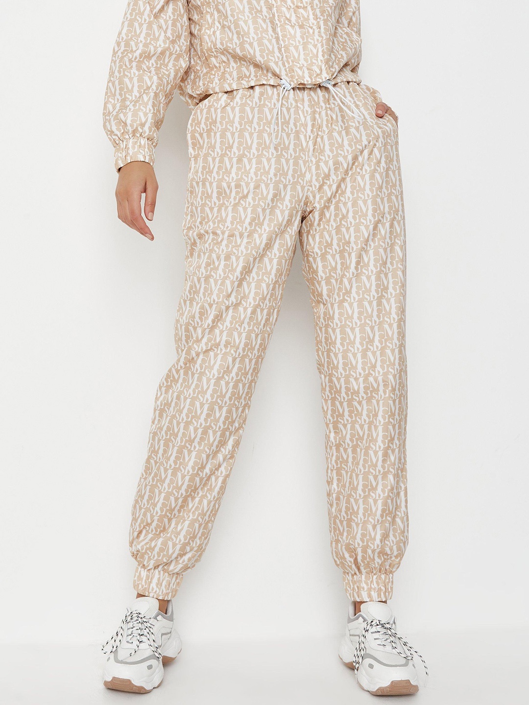 

Missguided Women cream lightweight printed Joggers